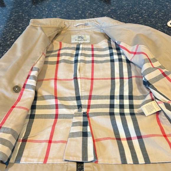Burberry jacket - Picture 8 of 10